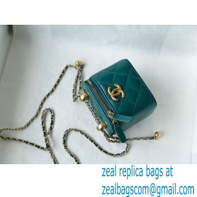 chanel Calfskin  &  Gold-Tone Metal GREEN SMALL VANITY WITH CHAIN ap2292